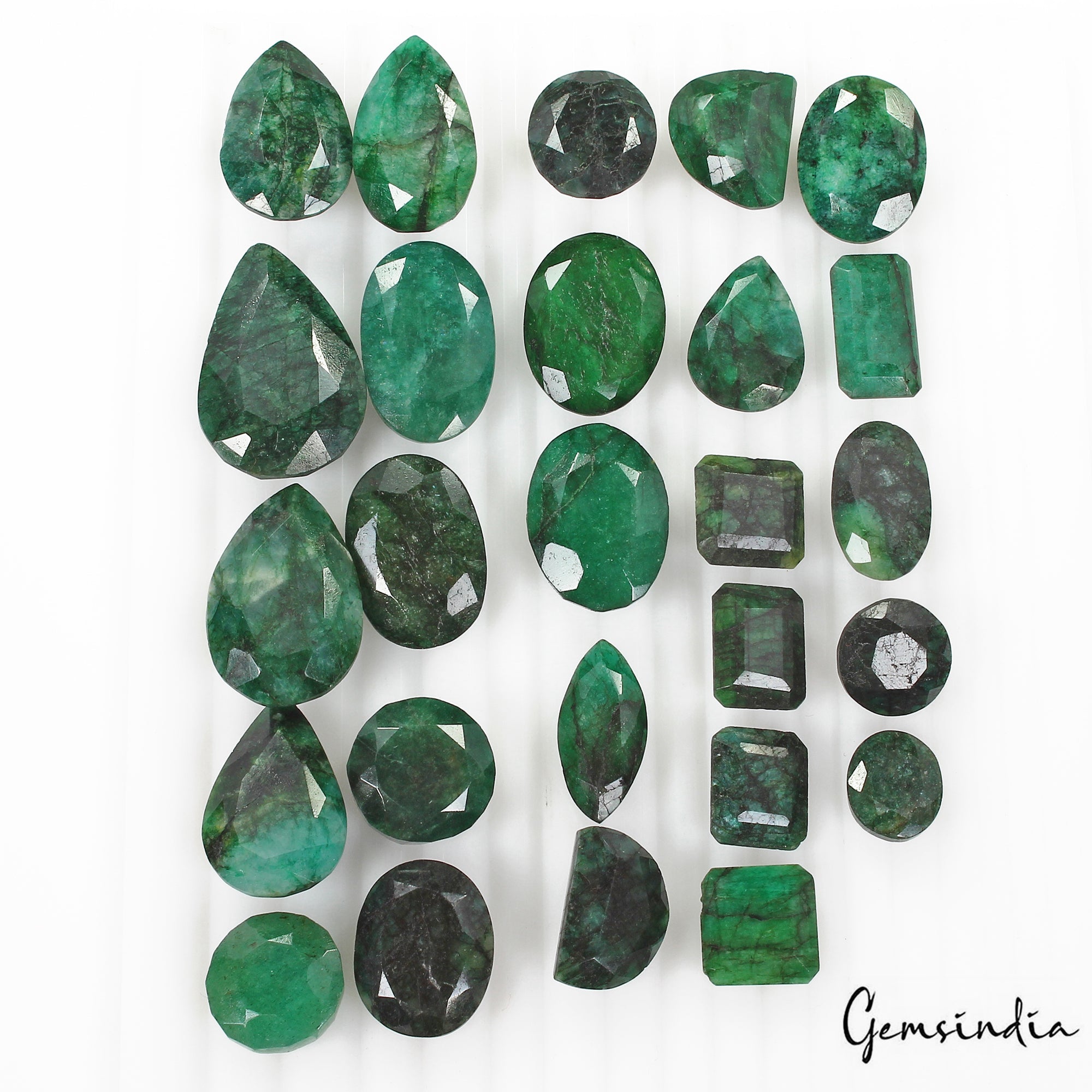 Certified 600 Cts/26 Pcs Natural Brazilian Dark Green Emerald Mix Cut Loose Gems