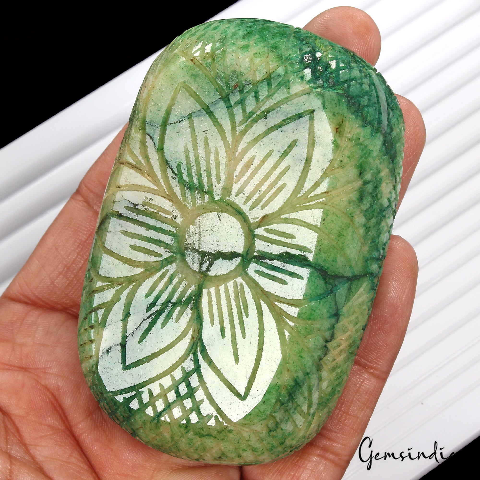 1320 Ct Natural Green Brazilian Emerald Oval Carving Museum Size Loose Gemstone