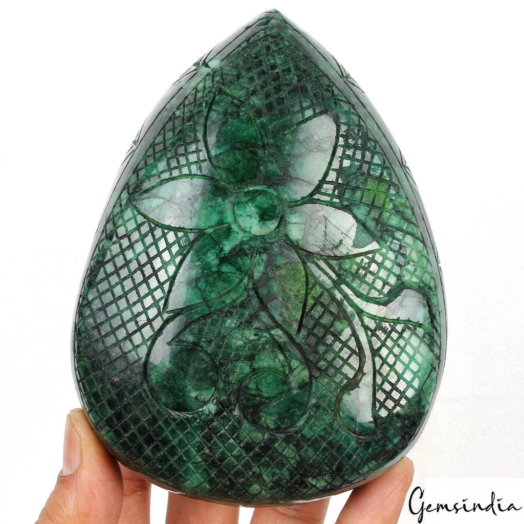 Emerald Carving, Color Enhanced, Green — 127 x 92 x 52mm, 5500 Ct, Brazil