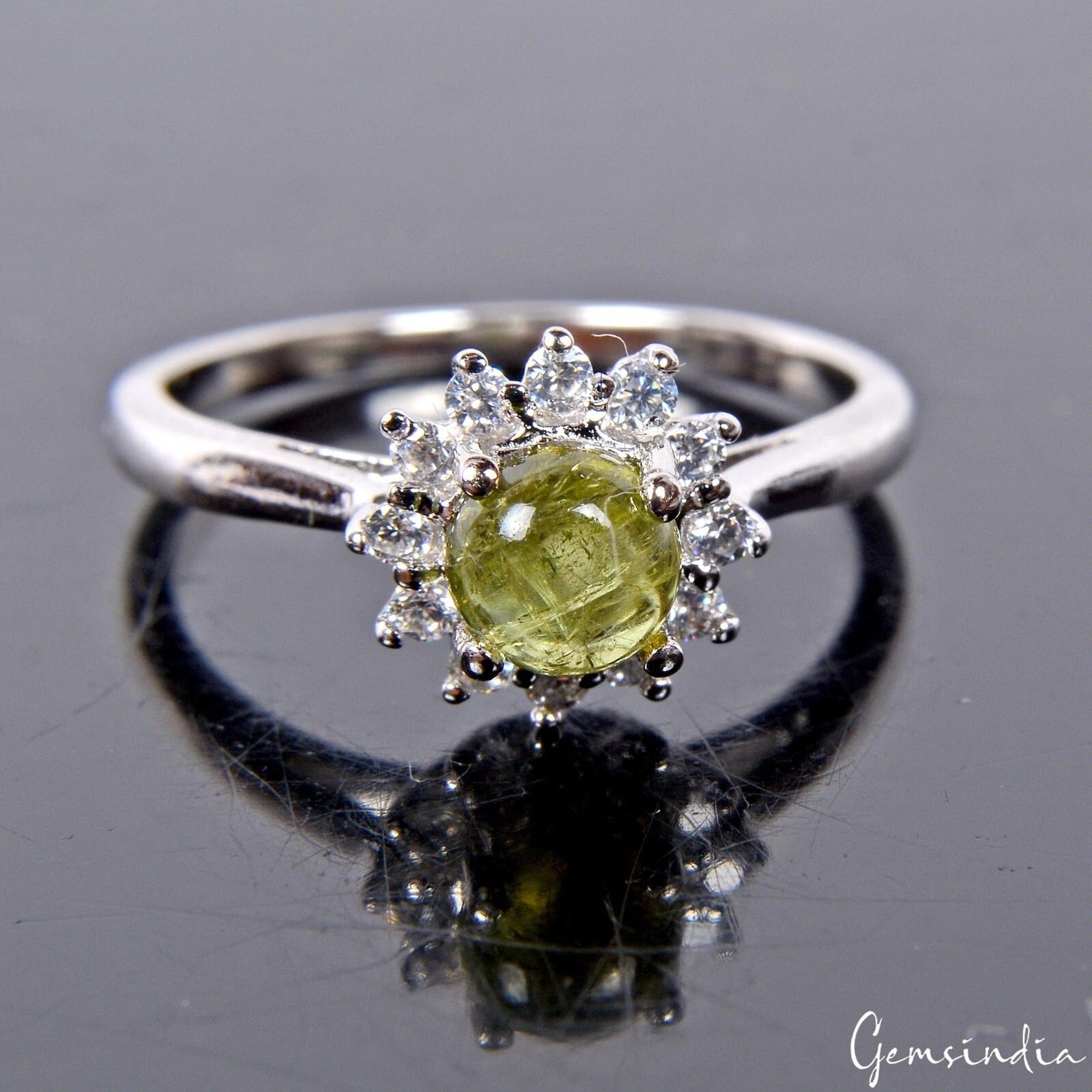 2.07 Gram Natural Green Peridot Round Gem 925 Sterling Silver Carved Ring 6.5 US