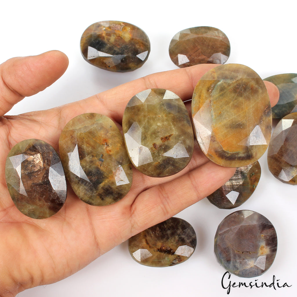 Sapphire Lot, Loose Gemstone, Oval & Round Faceted Orign : Madagascar, Untreated — 11 Pieces, 37mm to 54mm, 2970 Ct, Madagascar