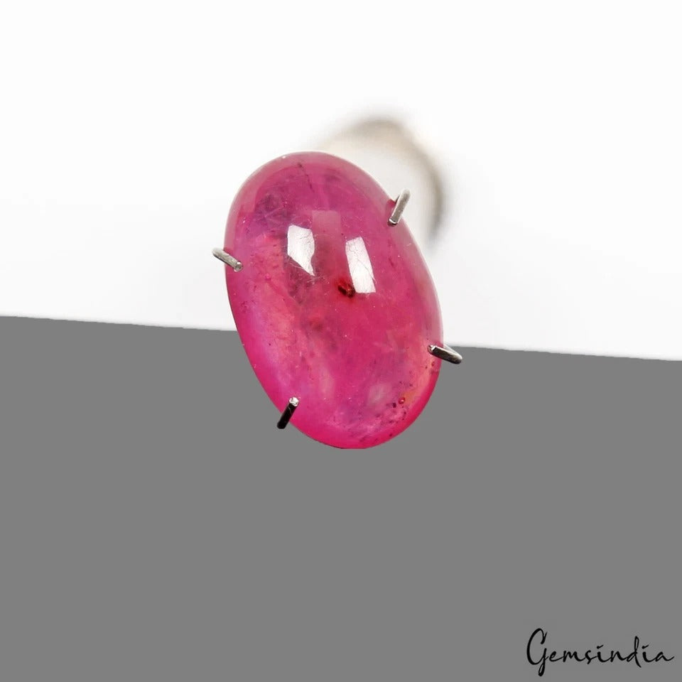 Ruby Cabochon, Oval Cabochon, Heated — 13x8x5mm, 7.30 Ct, Mozambique