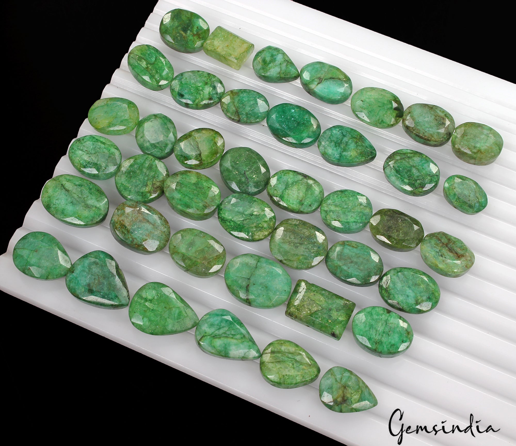 Natural Green Emerald Mix Faceted 520 Ct Loose Wholesale Gemstone Lot 41 Pcs
