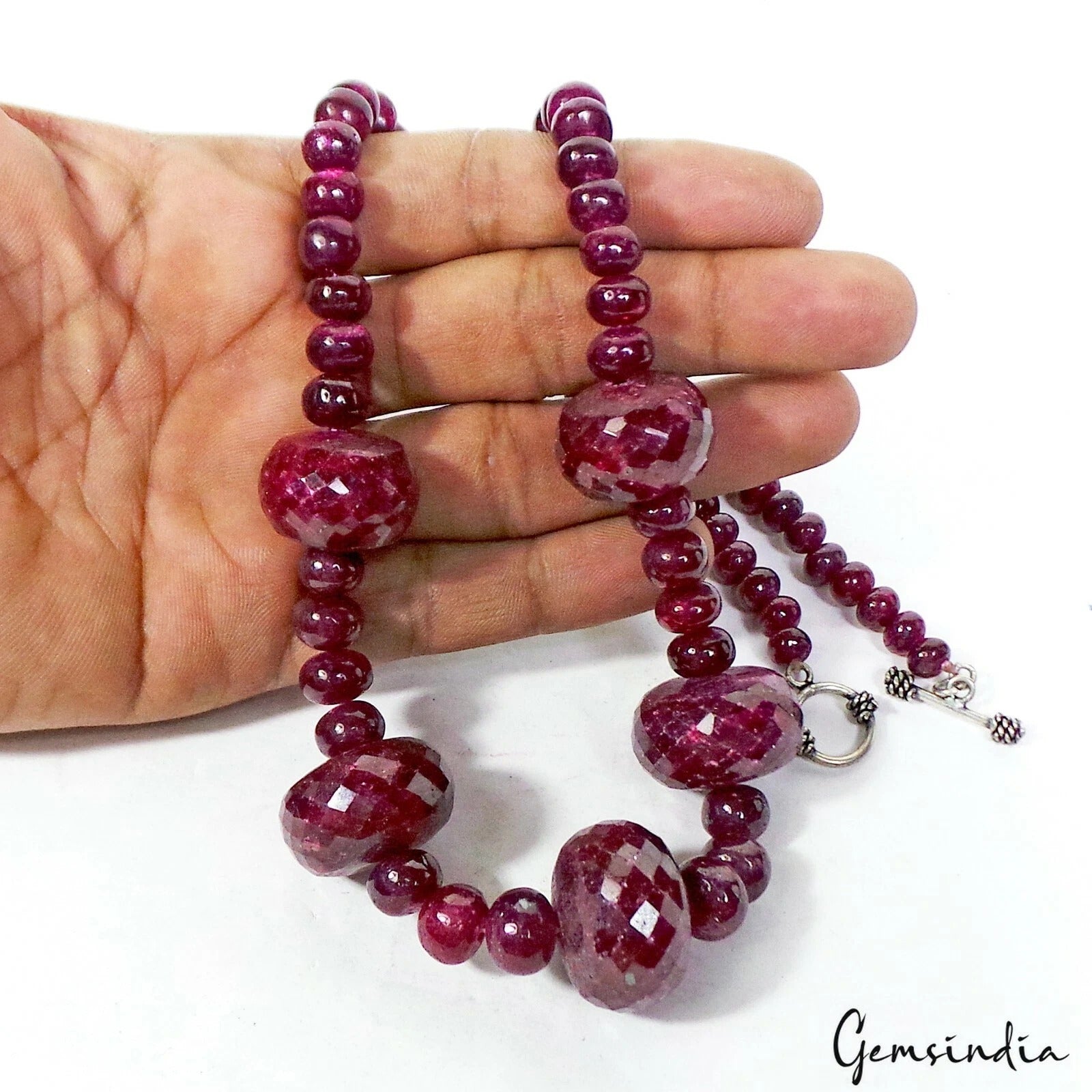 835 Cts Natural Dark Red Ruby Round Beaded Handmade Single Strand Necklace 21"