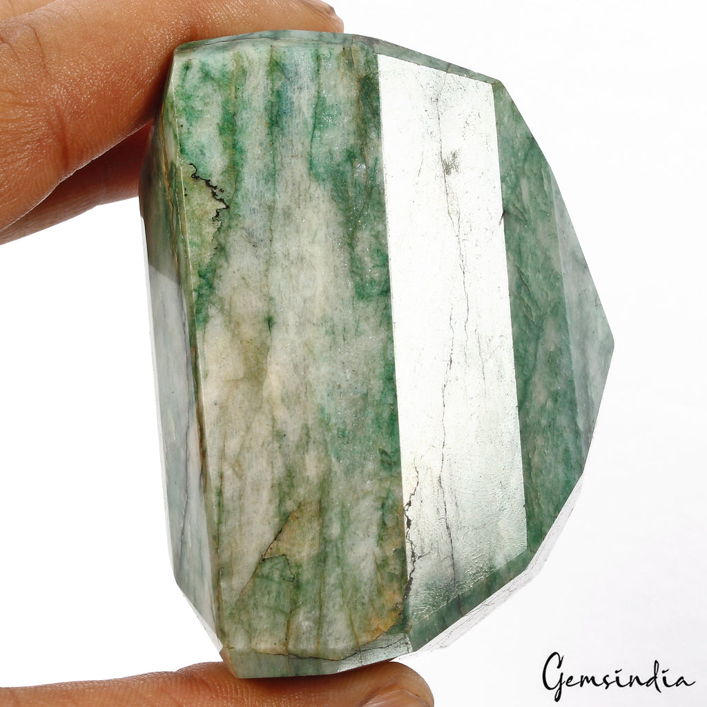 2650 Cts Natural Brazilian Green Emerald Octagon Cut Museum Size Earth mined Gem