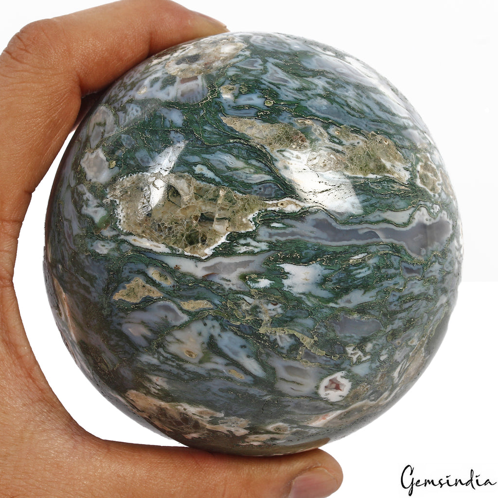 Moss Agate Sphere, Untreated, Green — 3.9 Inch, 1.116 Kg (5580 Ct), Madagascar