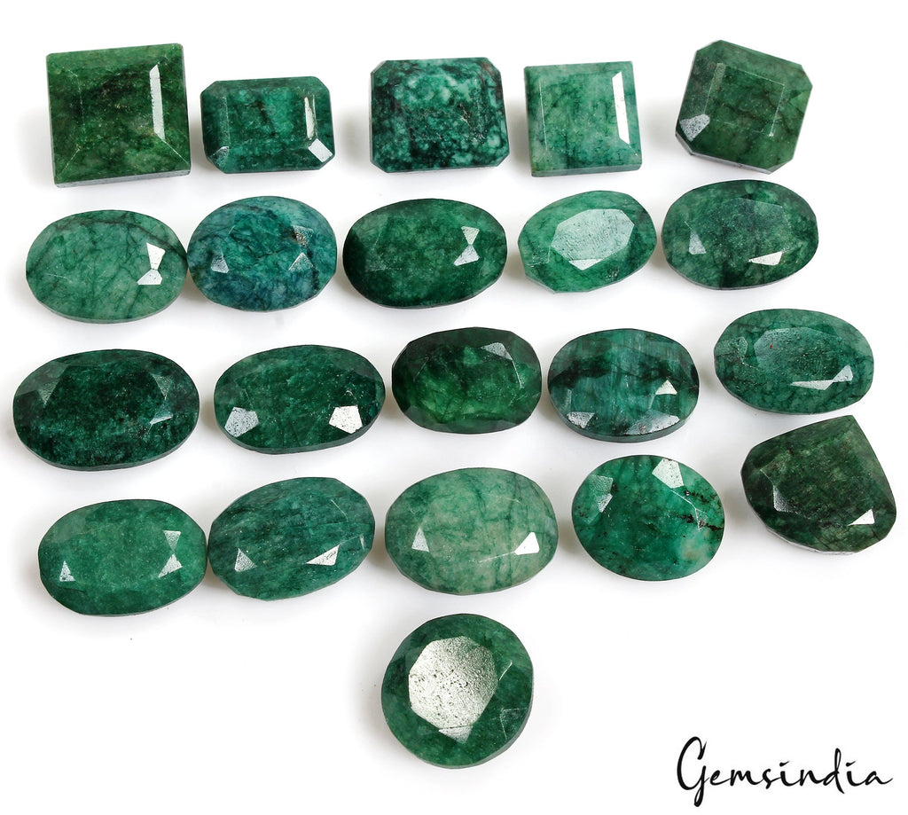 Natural 700 Ct Green Emerald Mix Cut 21-48mm Loose Earth mined Gemstone, Brazil