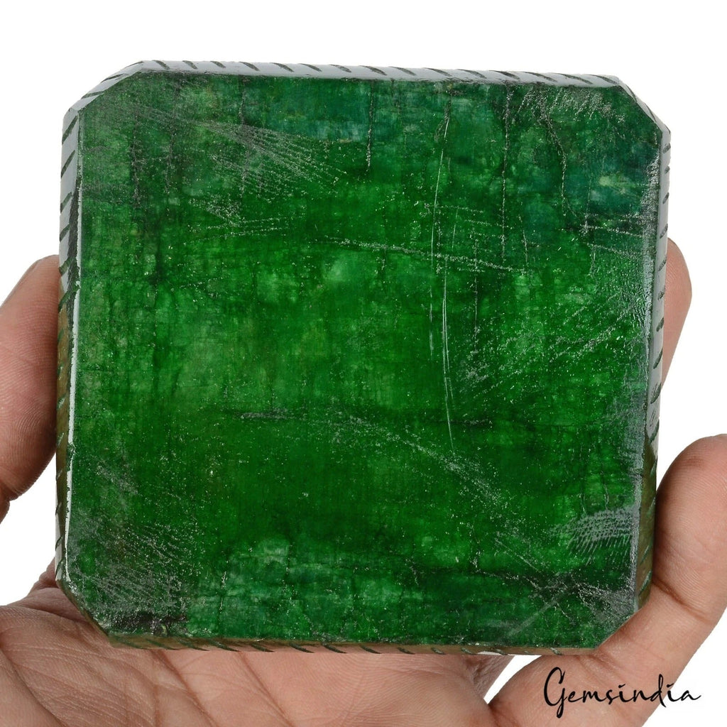 3050 Cts Natural Green Emerald Octagon Hand made Earth Mined Carving Gemstone