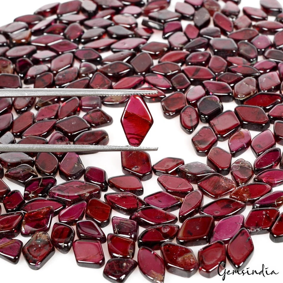Rhodolite Garnet Lot, Loose Gemstone, Untreated — 212 Pieces, 06mm to 10mm, 300 Ct