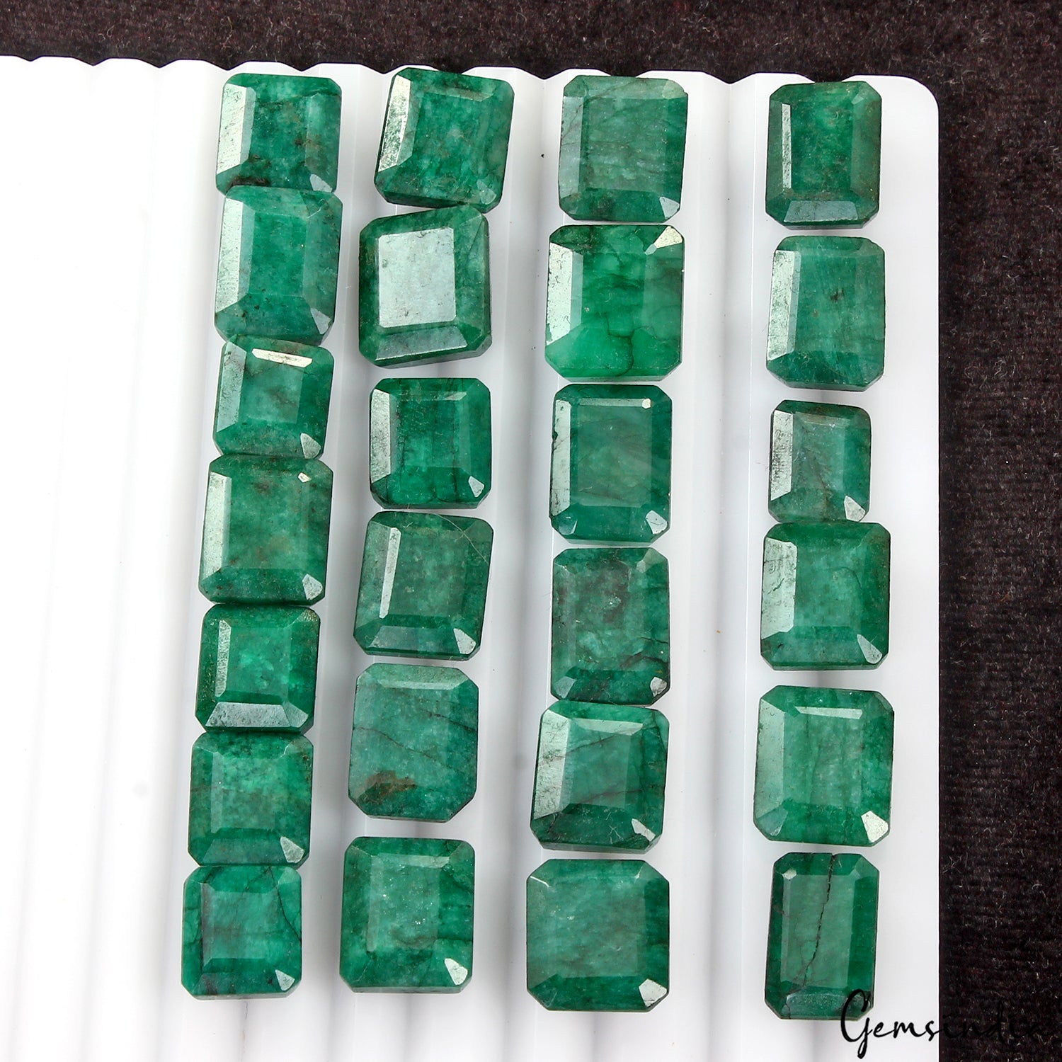 Emerald Lot, Loose Gemstone, Color Enhanced, Green — 25 Pieces, 12mm to 16mm, 228.20 Ct, Brazil