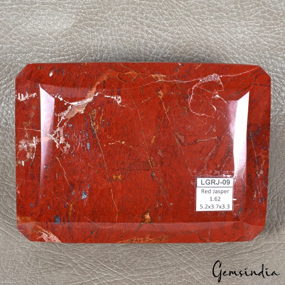 Red Jasper Loose Gemstone, Untreated — 5.2x3.7x3.3 Inch, 8100 Ct (1.62 Kg), Madagascar