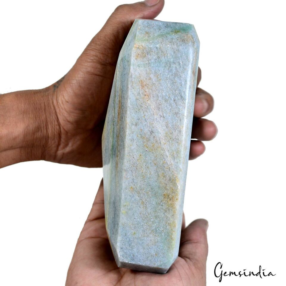 Aventurine Loose Gemstone, Octagon Cut, Untreated — 6 x4.25x2 inches, 9600 Ct (1.92 Kg), Madagascar