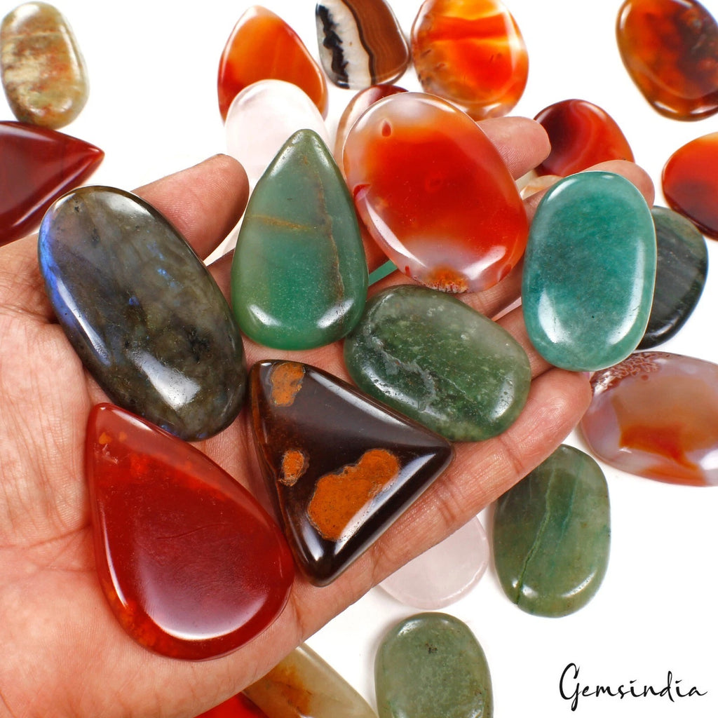 Aventurine Lot, Cabochon, Oval,Pear & Fancy Cabochon — 40 Pieces, 37mm to 52mm, 4000 Ct
