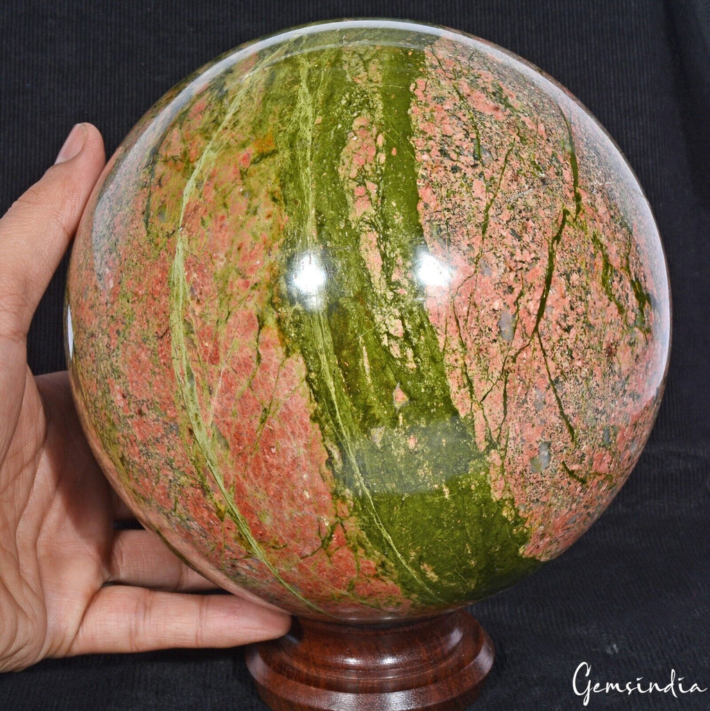 Unakite Sphere — 7 Inch in diameter, 7.96 Kg (39800 Ct), Madagascar