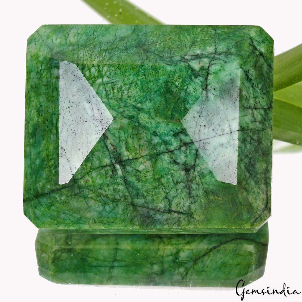 Huge 670 Cts Natural Brazilian Green Emerald Octagon Cut Loose Faceted Gemstone