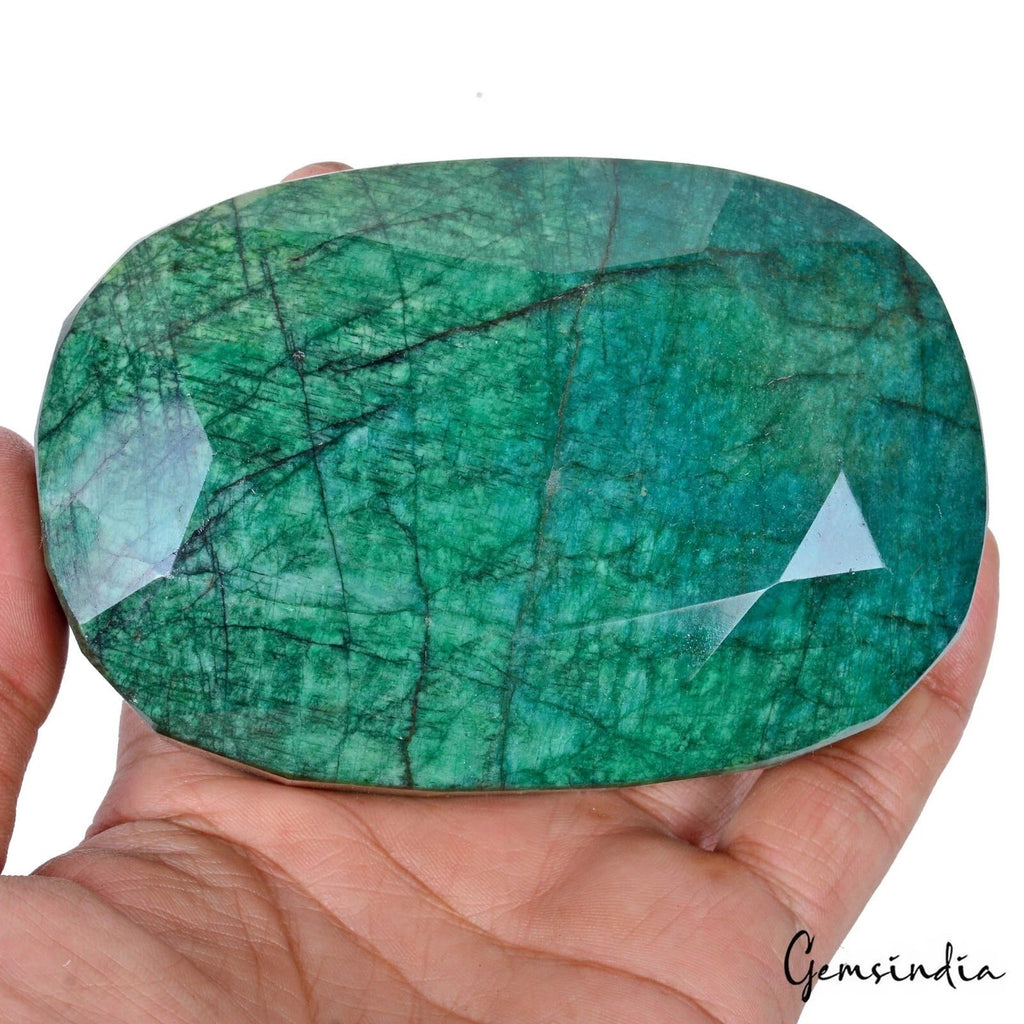 Green Emerald (Beryl) Certified, 3020 Ct Natural Oval Cut Loose Large Gemstone
