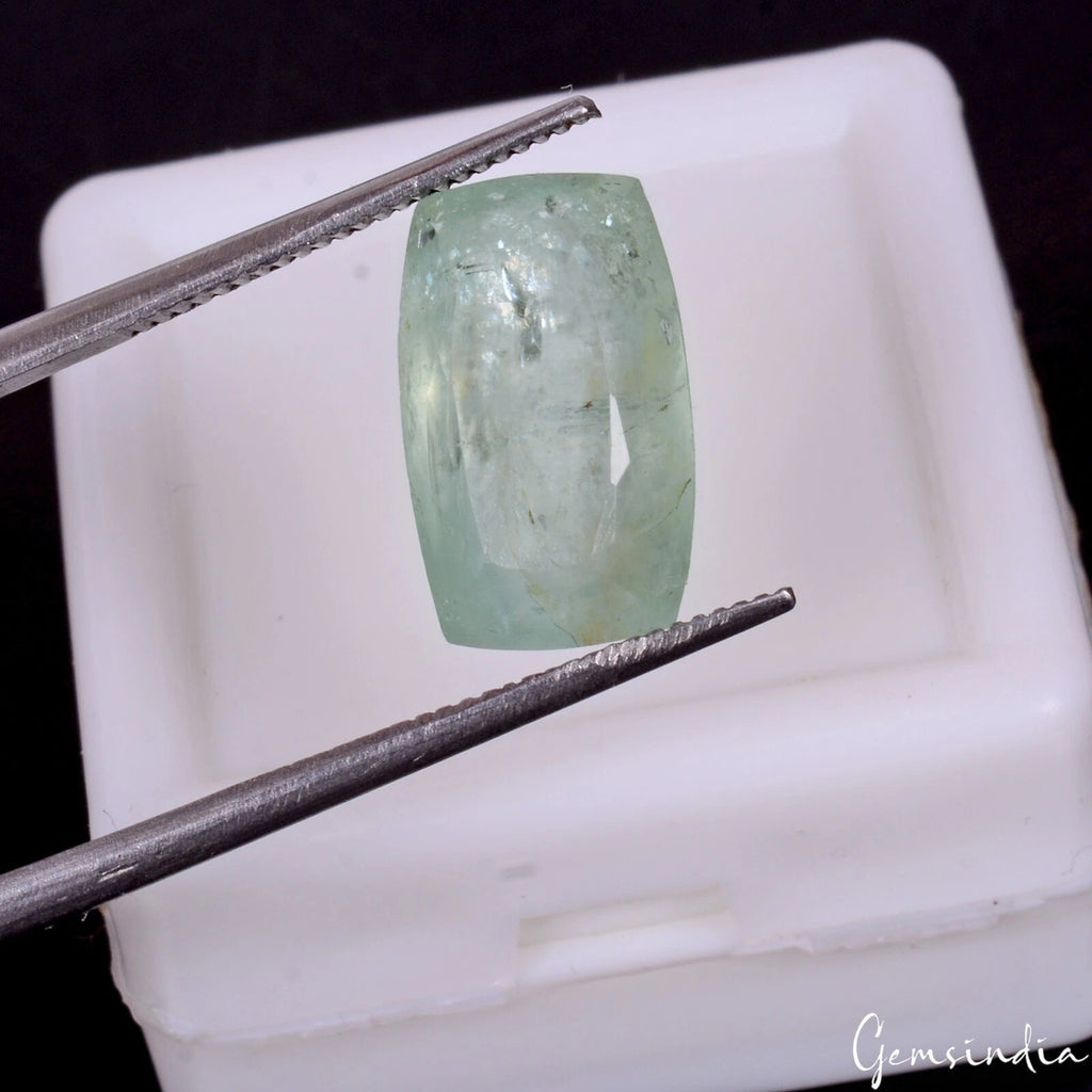 Aquamarine Loose Gemstone, Untreated, Green — 12x7x6mm, 5.80 Ct
