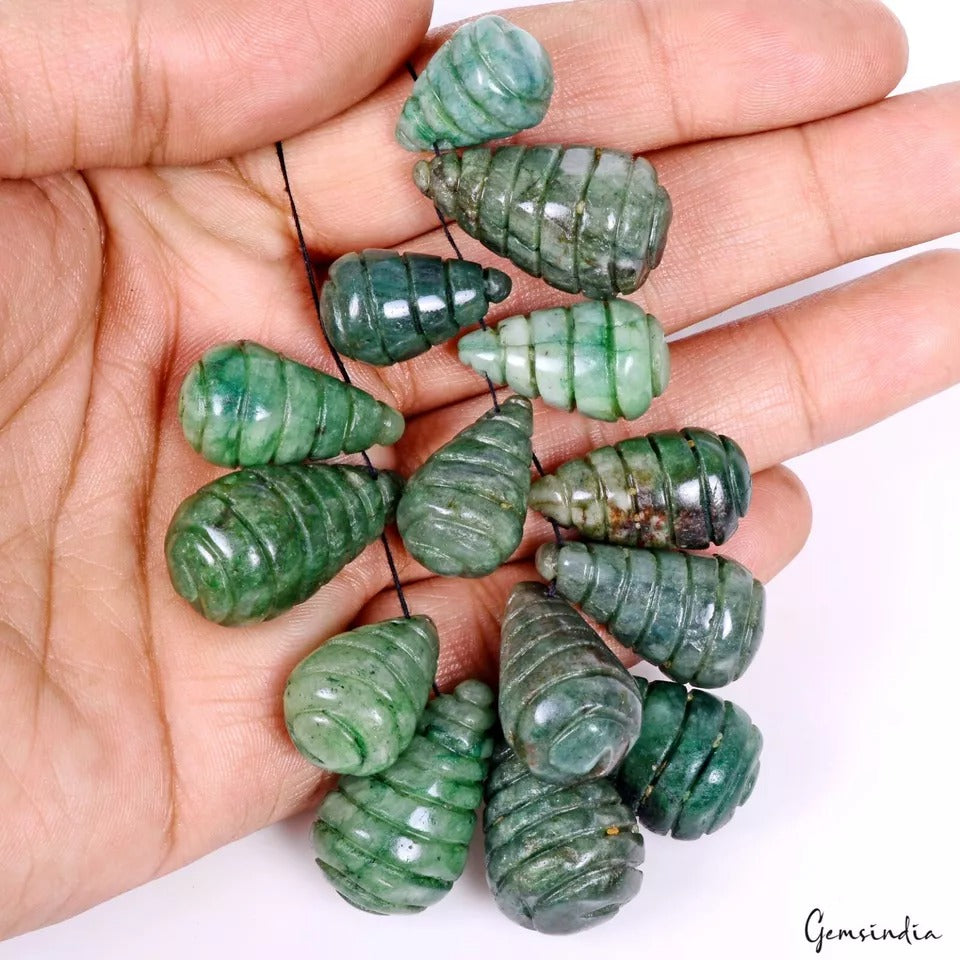 440 Cts/14 Pcs Natural Brazilian Green Emerald Pear Drill Carved Bead/Briolettes