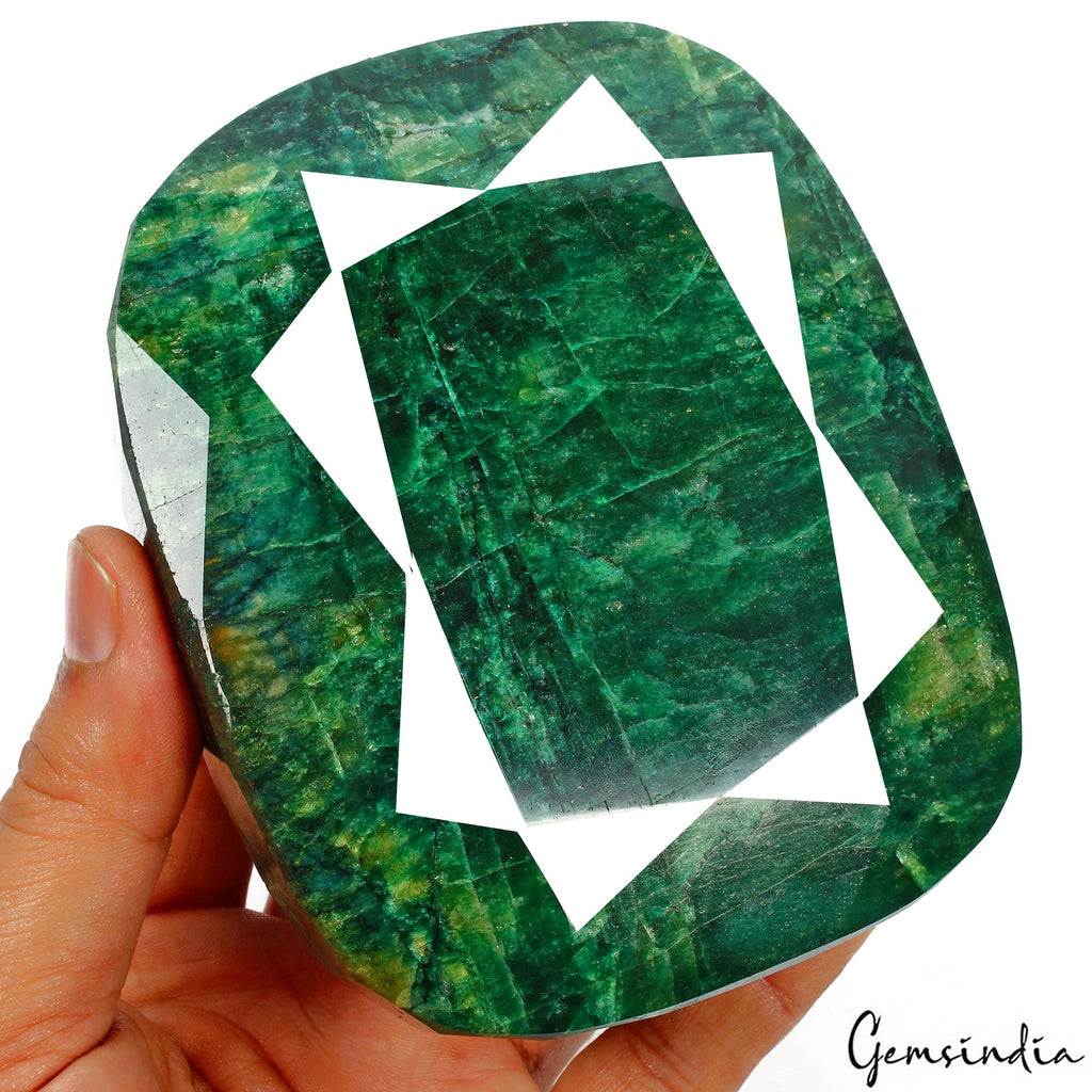Certified 5130Ct Natural Brazilian Green Emerald Cushion Cut Huge Size Loose Gem