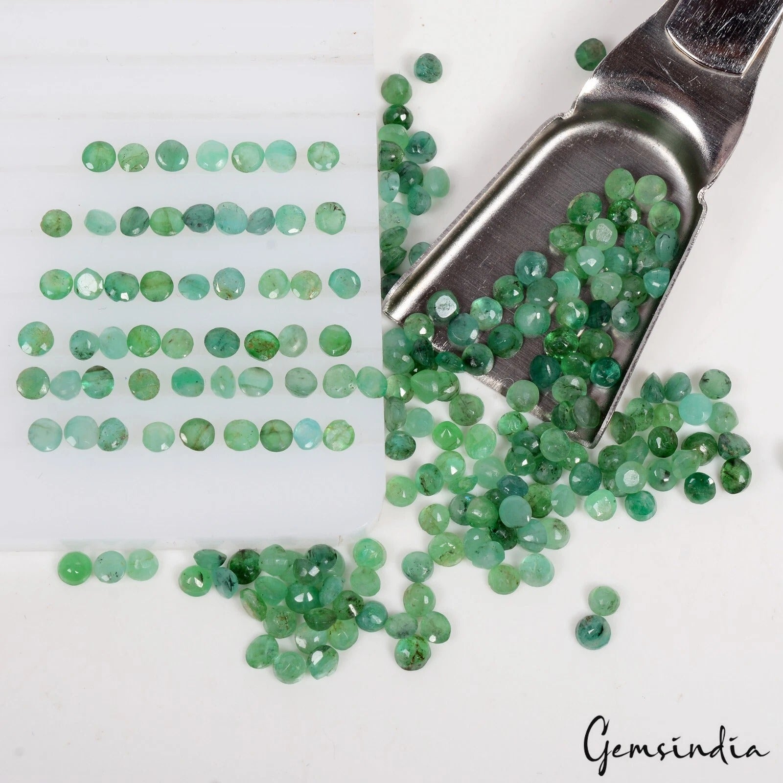208 Pcs Natural Colombian Emerald 2mm-2.5mm Round Cut Loose Untreated Gemstones