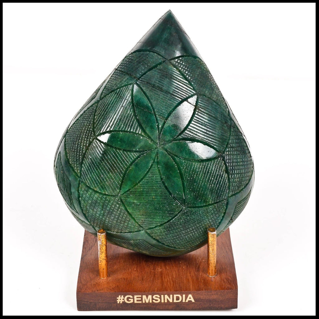3530 Ct Natural Green Brazilian Emerald Pear Carving Large Size Earth Mined Gem