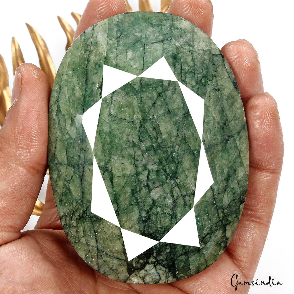 Brazilian Emerald Loose Gemstone, Color Enhanced, Green — 90 x 66 x 39 mm, 1660 Ct, Brazil