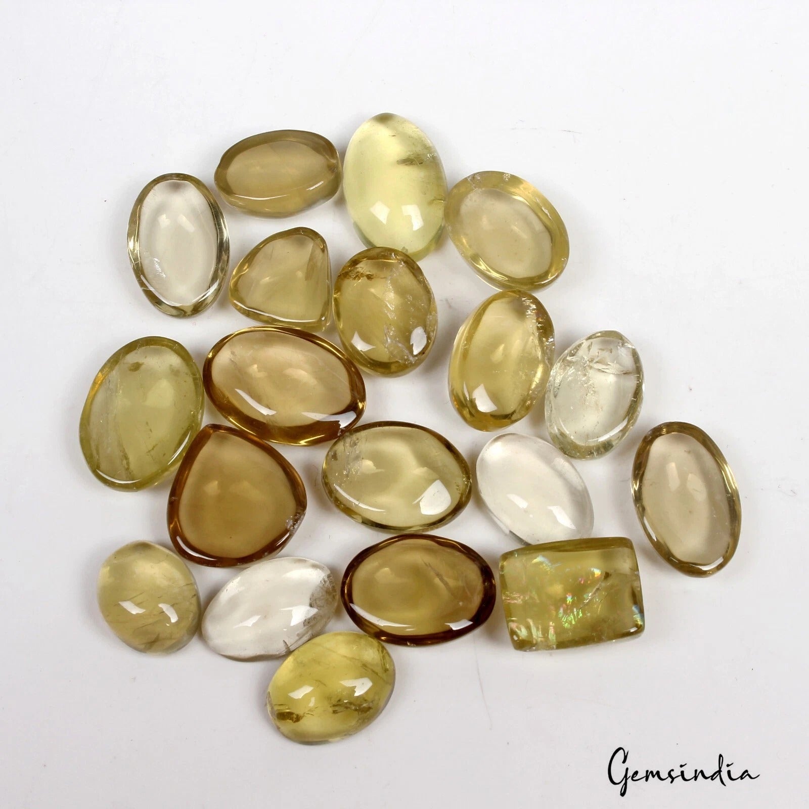 Citrine Lot, Cabochon, Untreated — 19 Pieces, 19mm, 360 Ct, Brazil
