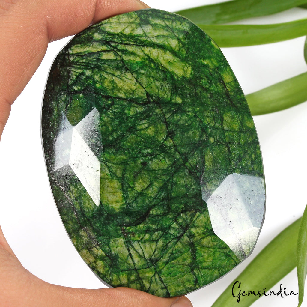 1900 Ct Natural Green Emerald Brazilian Oval Faceted Silver Shine Loose Gemstone
