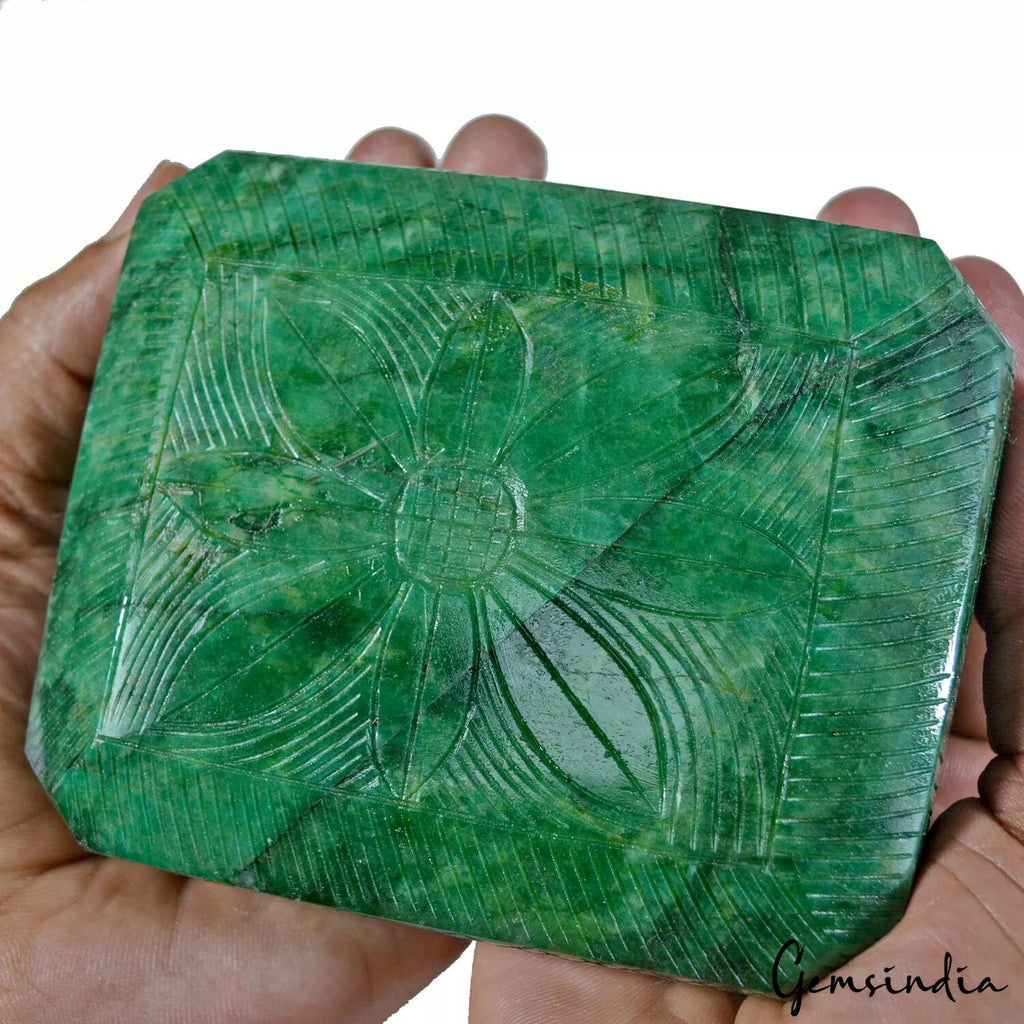 Emerald Carving, Color Enhanced, Green — 117 x 92 x 44mm, 5870 Ct, Brazil