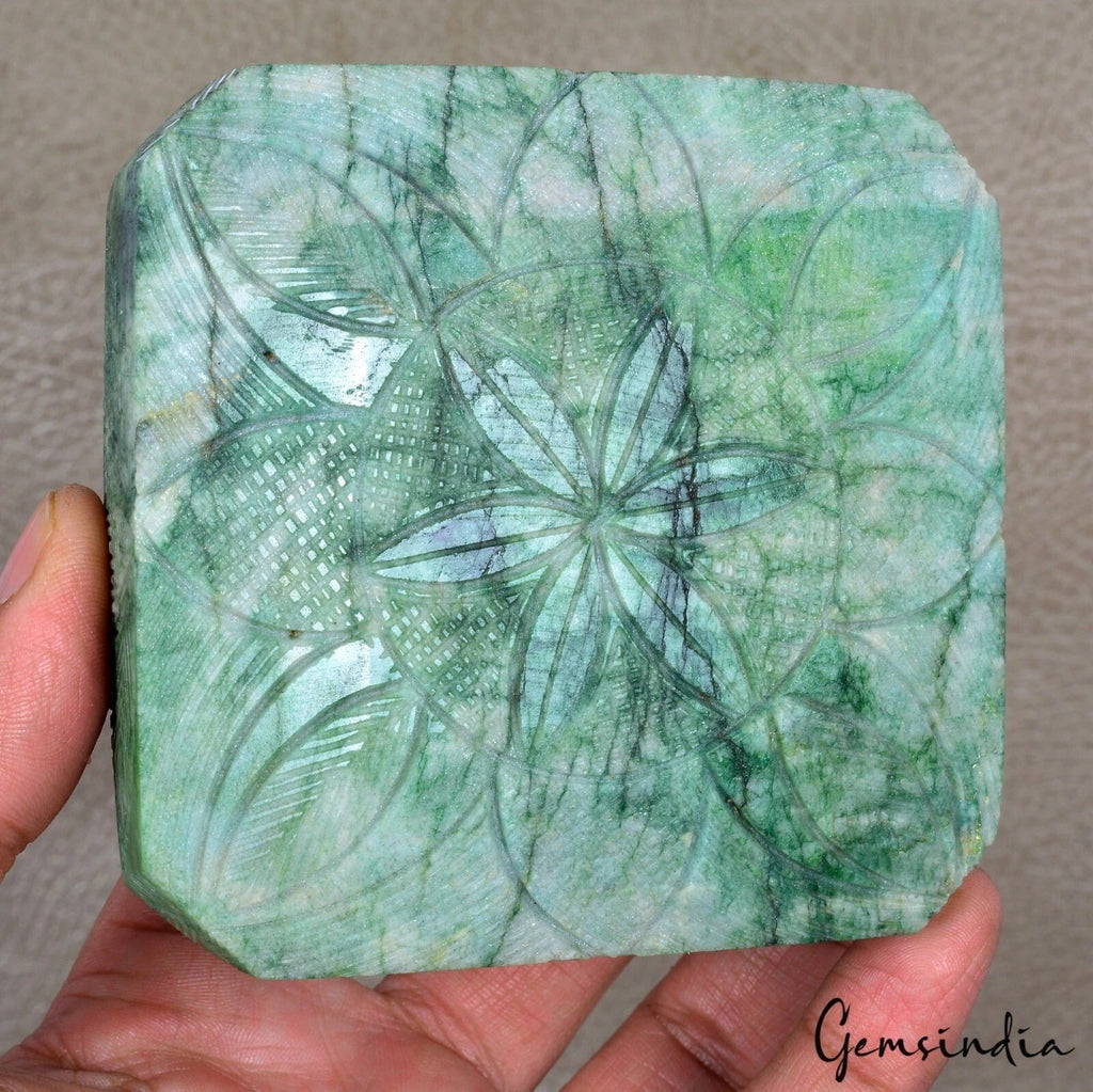 3900 Ct Natural Emerald Green Octagon Cut Hand Carving Huge Size Loose Gemstone