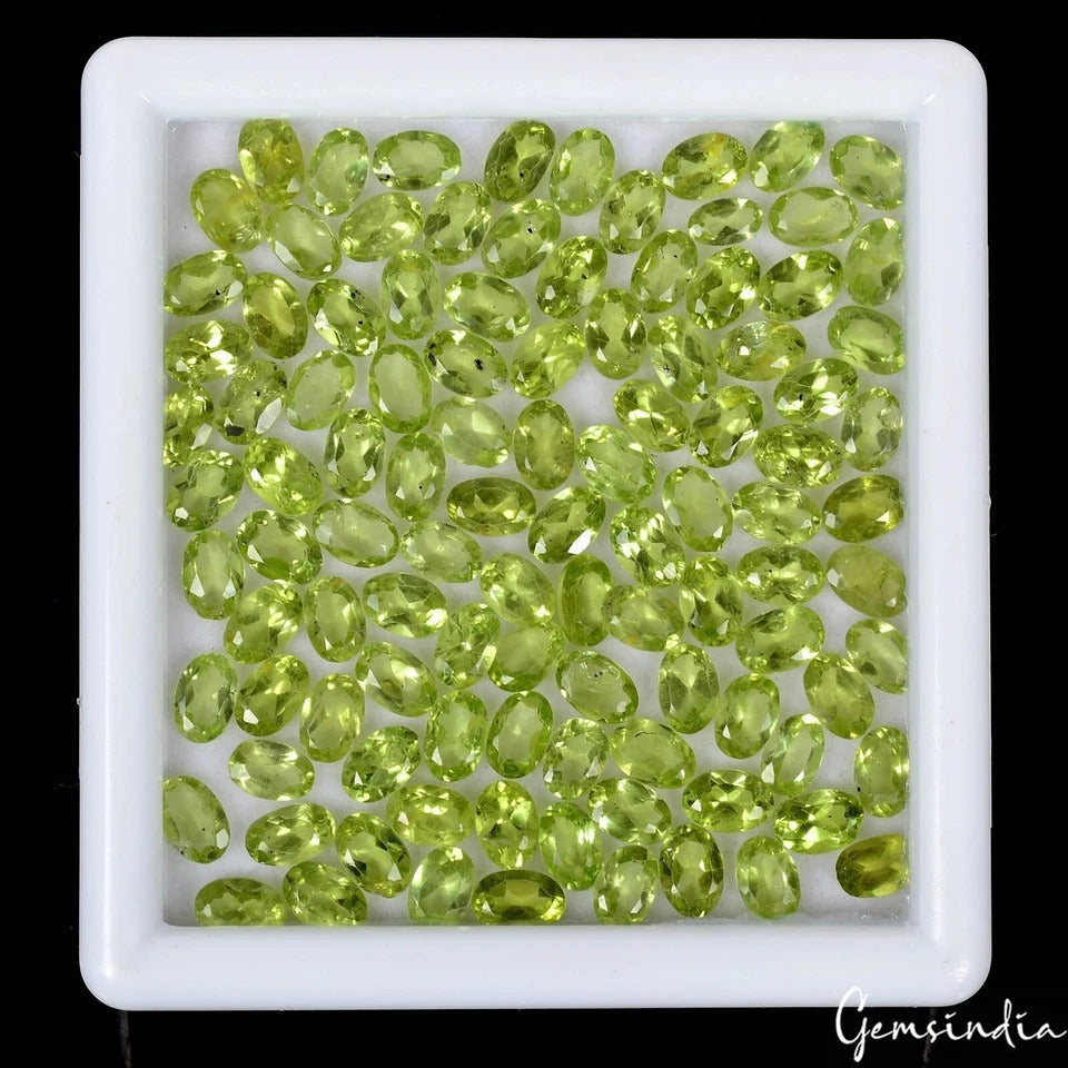 105 Pcs 50 Cts Parrot Green Peridot 6mmx4mm Calibrated Oval Cut Natural Gemstone