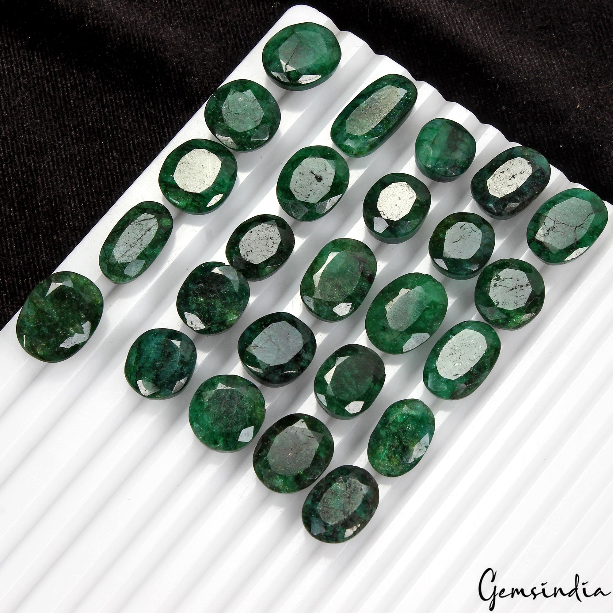 25 Pcs Natural Emerald 13-20mm Stunning Green Ring Size Loose Gemstones ~270 Ct